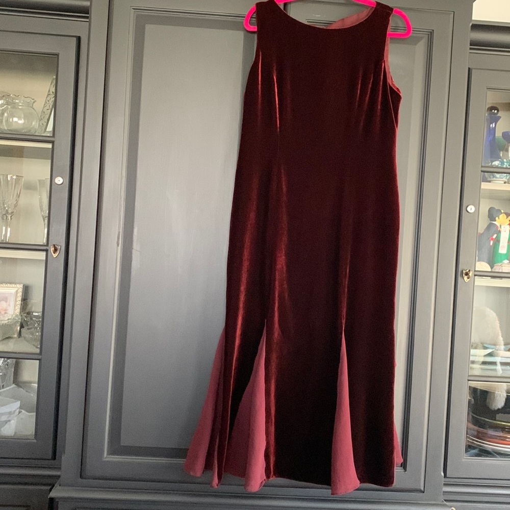 Burgundy Velvet dress with back zipper Talbots Size 14